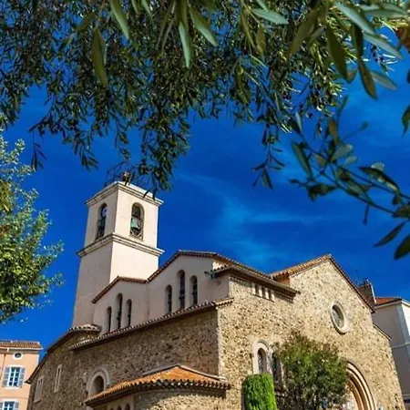 Sm030-22 Maxime Centre 2 Pieces 4 Couchages Sainte-Maxime