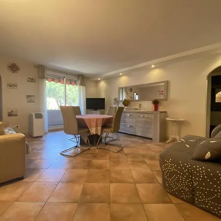 Sm030-22 Maxime Centre 2 Pièces 4 Couchages * Sainte-Maxime