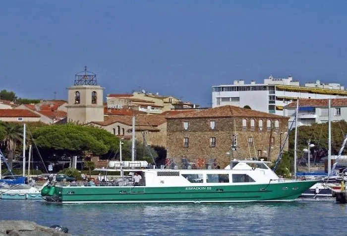 Sm030-22 Maxime Centre 2 Pieces 4 Couchages *